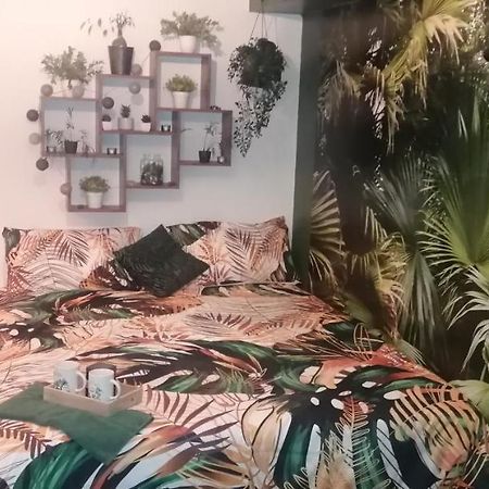 Le Jardin D'Eden Lägenhet Troarn Exteriör bild